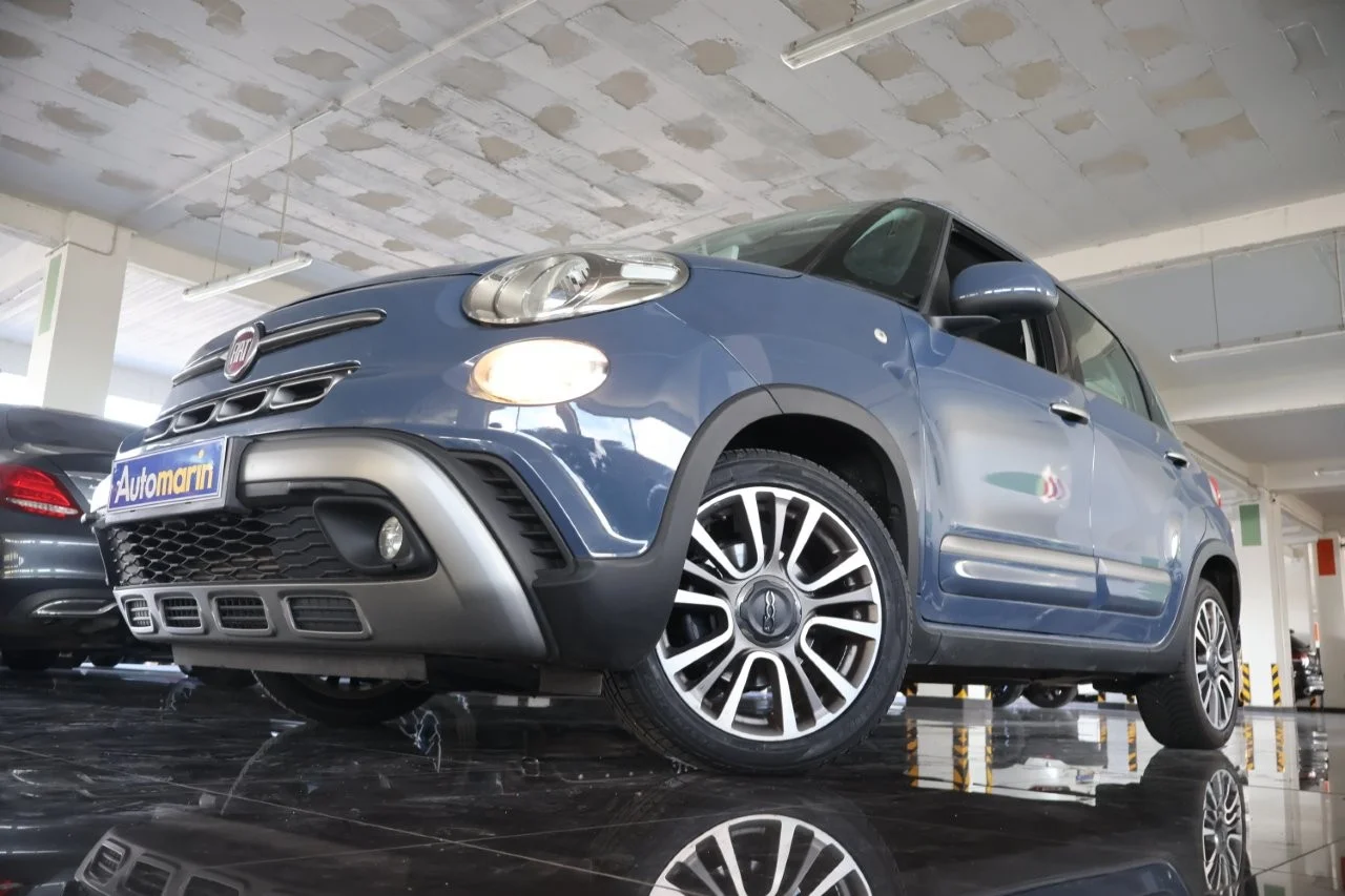View 2 - Fiat 500L - 2017