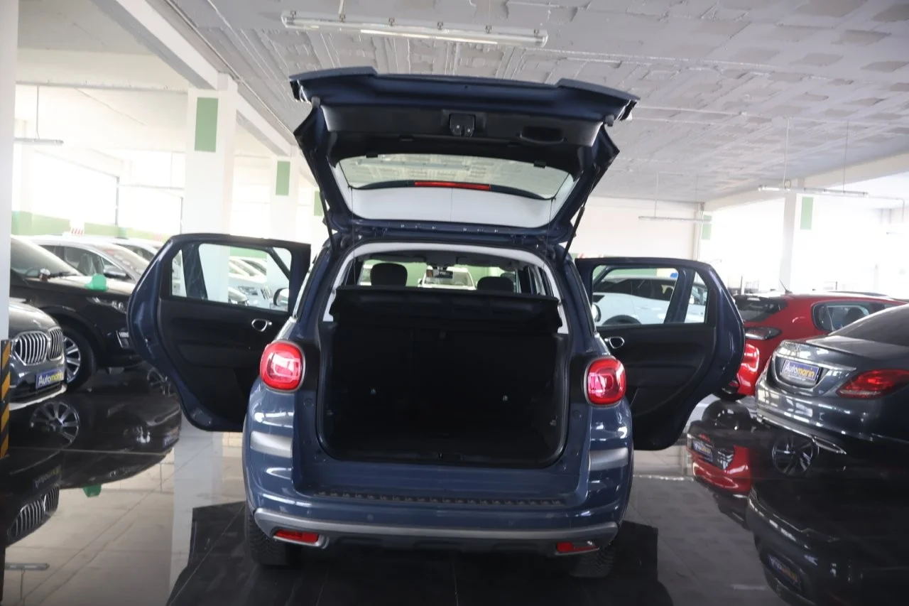 Fiat 500L - View model 8