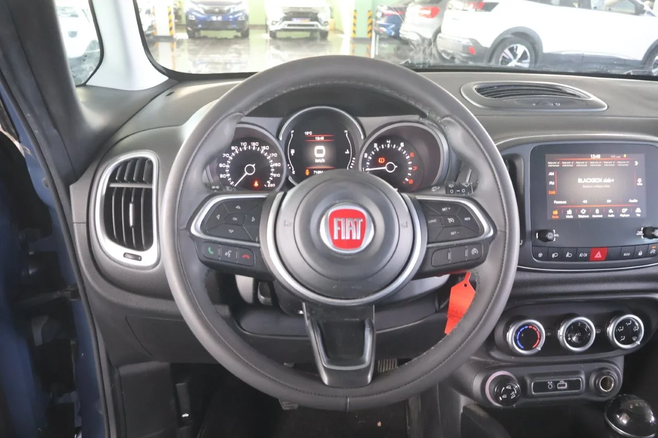Fiat 500L - View model 20