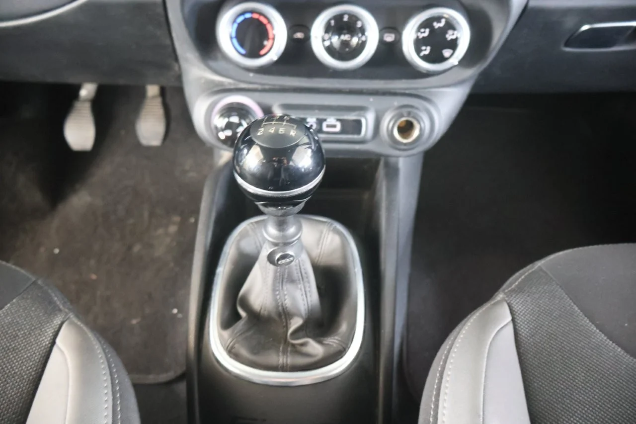 Fiat 500L - View model 23