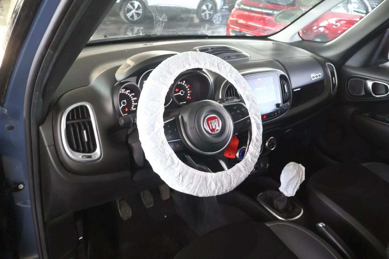 Fiat 500L - View model 41