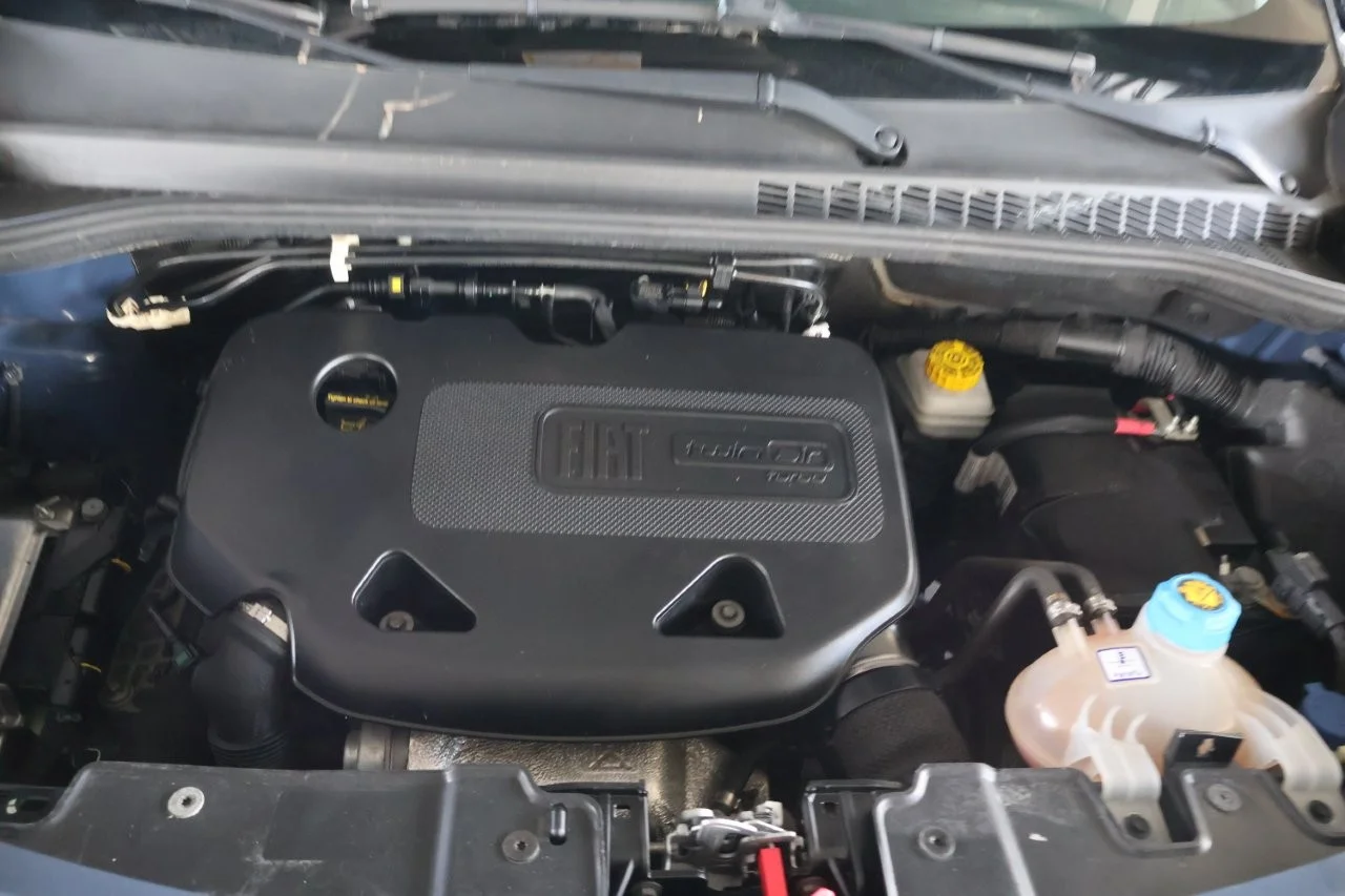 Fiat 500L - View model 42