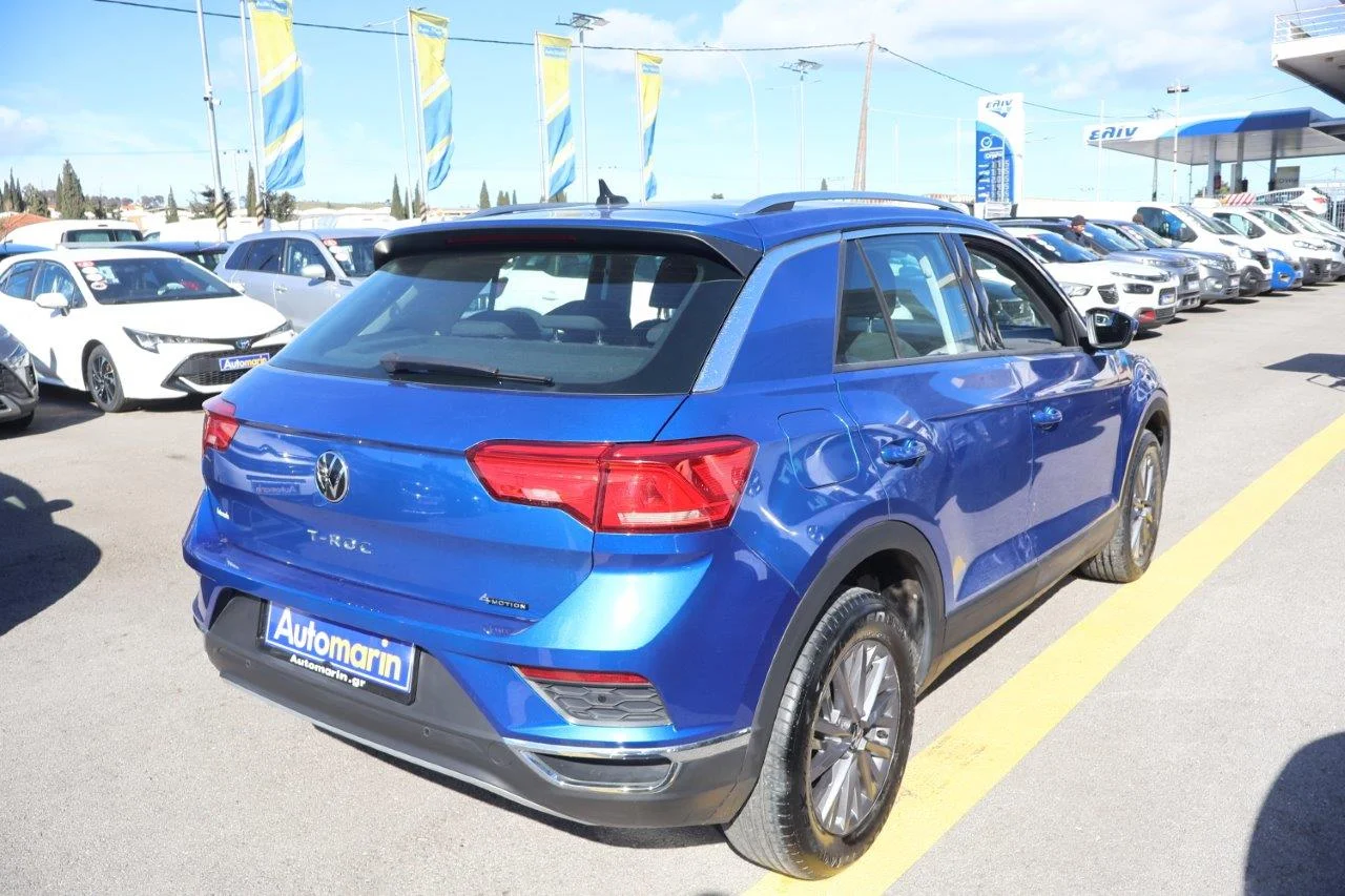 View 4 - Volkswagen T-Roc - 2021