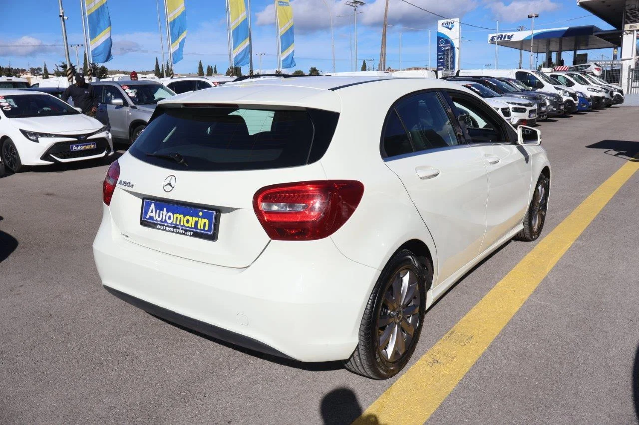 View 4 - Mercedes-Benz A 160 - 2018