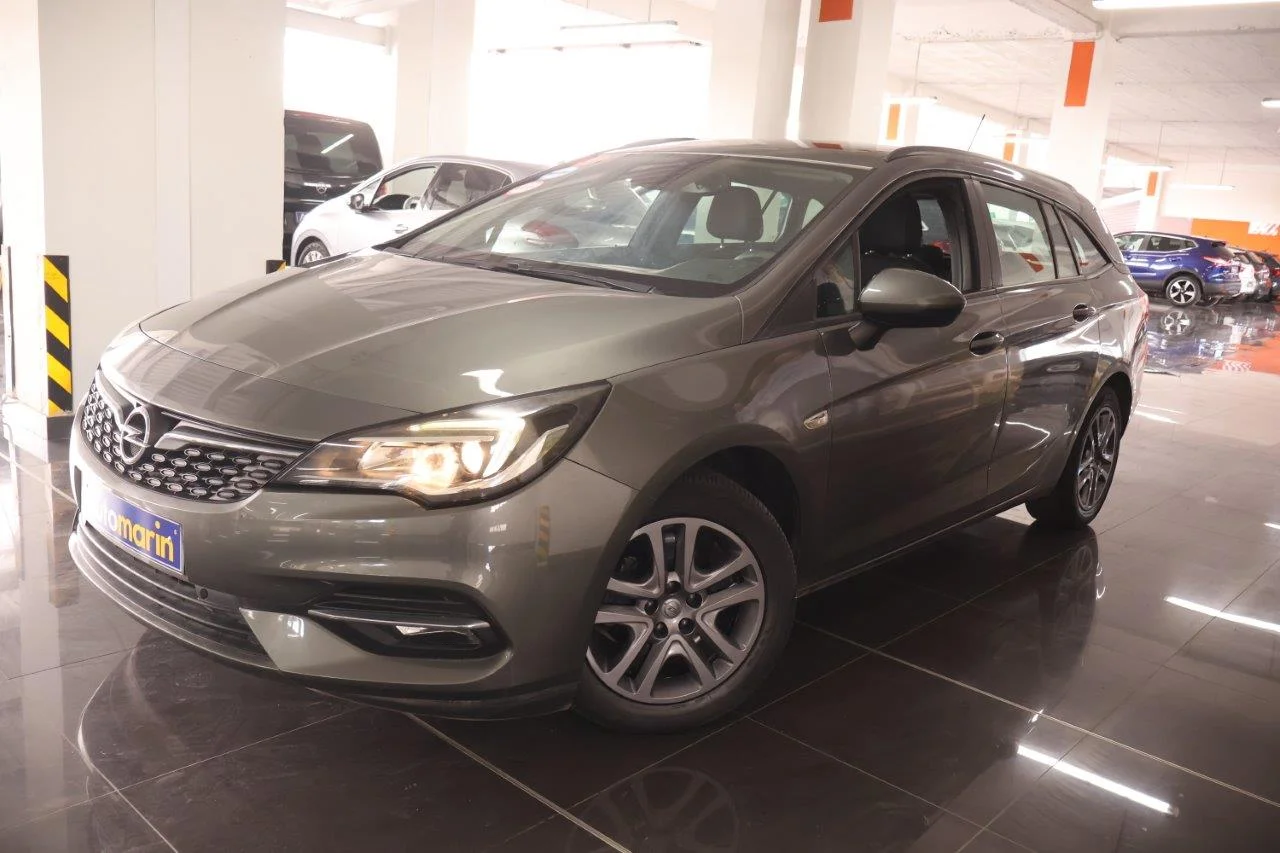 View 1 - Opel Astra - 2020