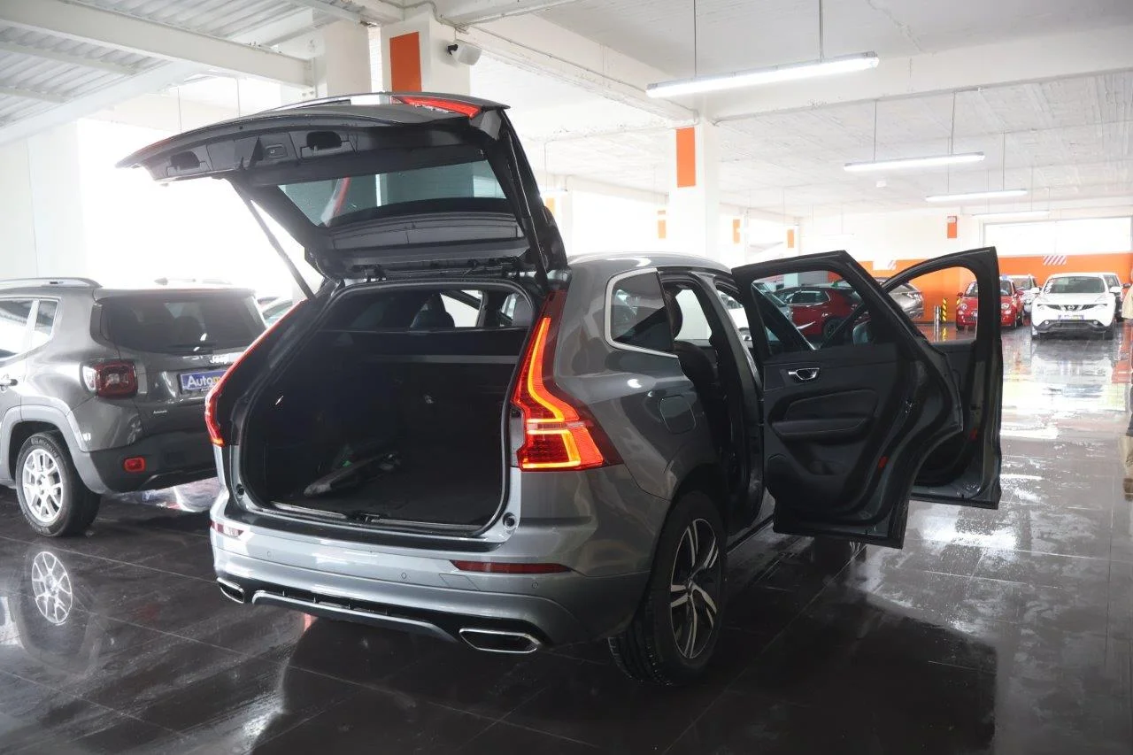 Volvo XC 60 - View model 7