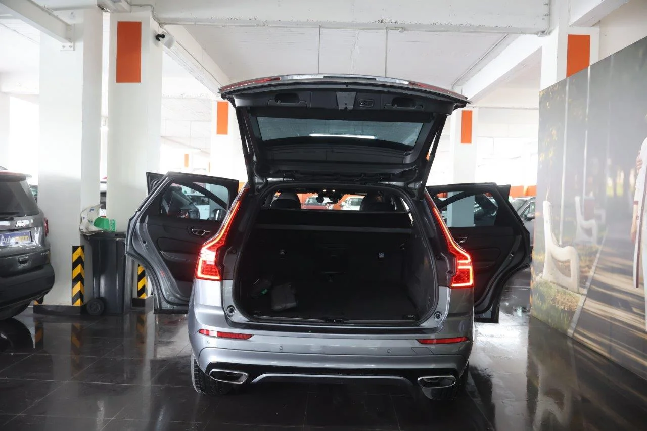 Volvo XC 60 - View model 8