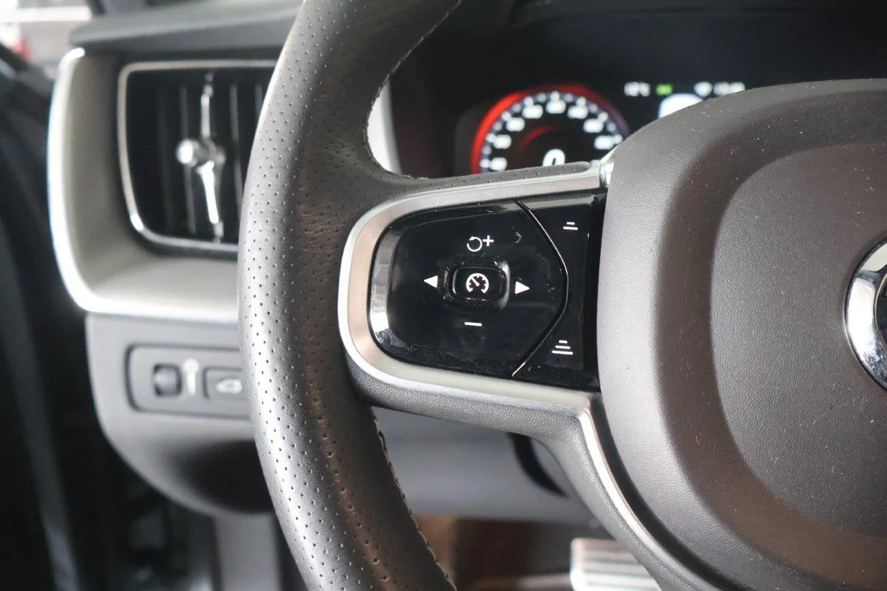 Volvo XC 60 - View model 21
