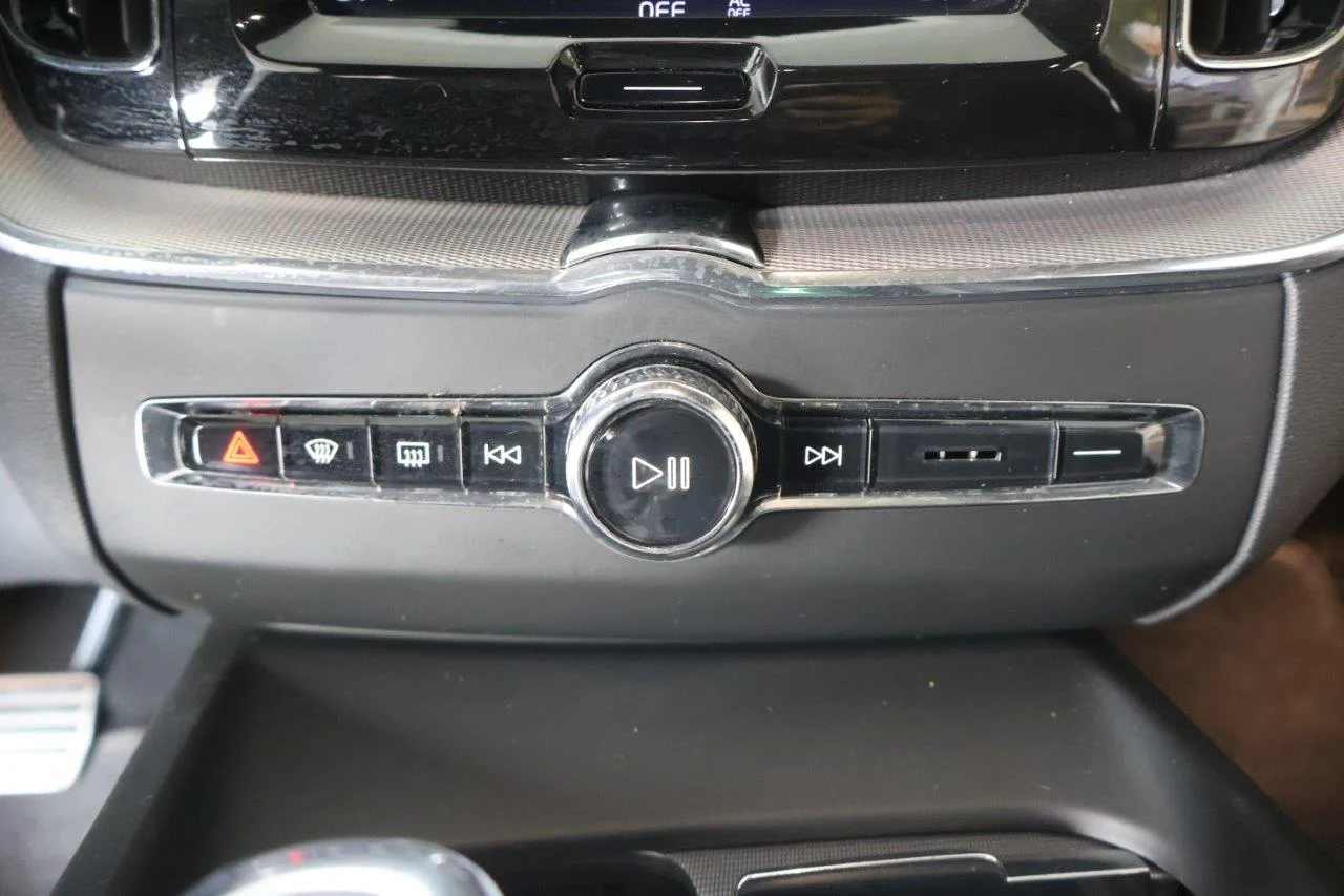 Volvo XC 60 - View model 26