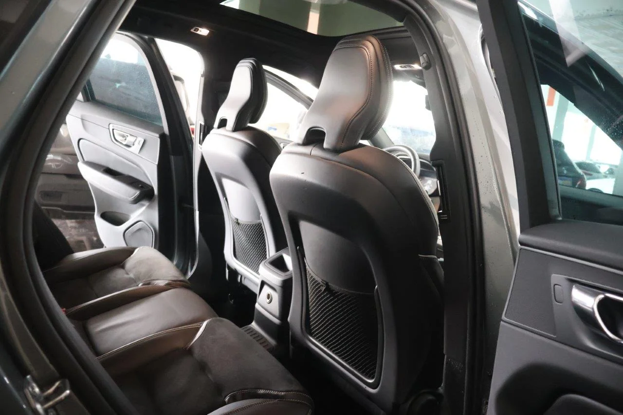 Volvo XC 60 - View model 44