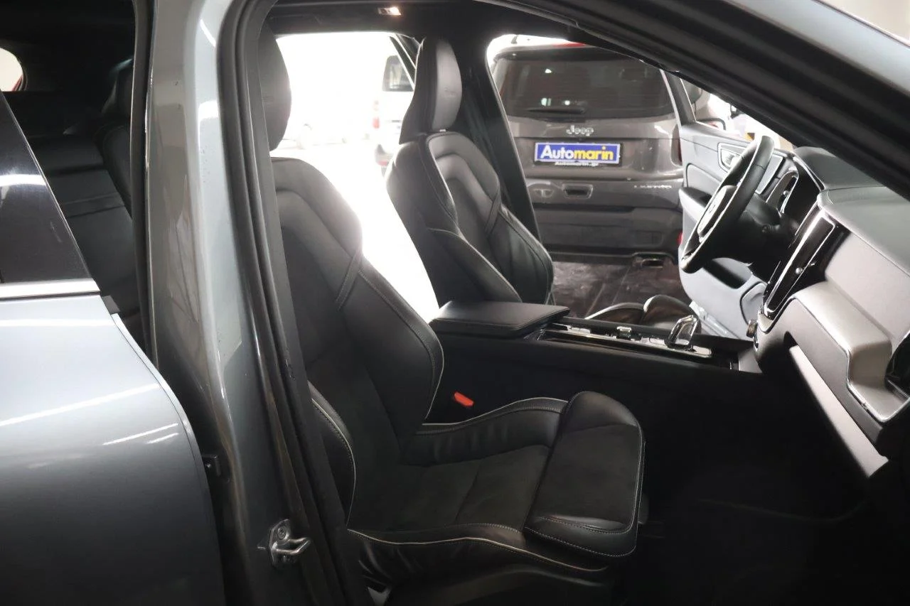 Volvo XC 60 - View model 46
