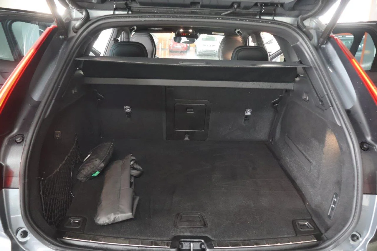 Volvo XC 60 - View model 48