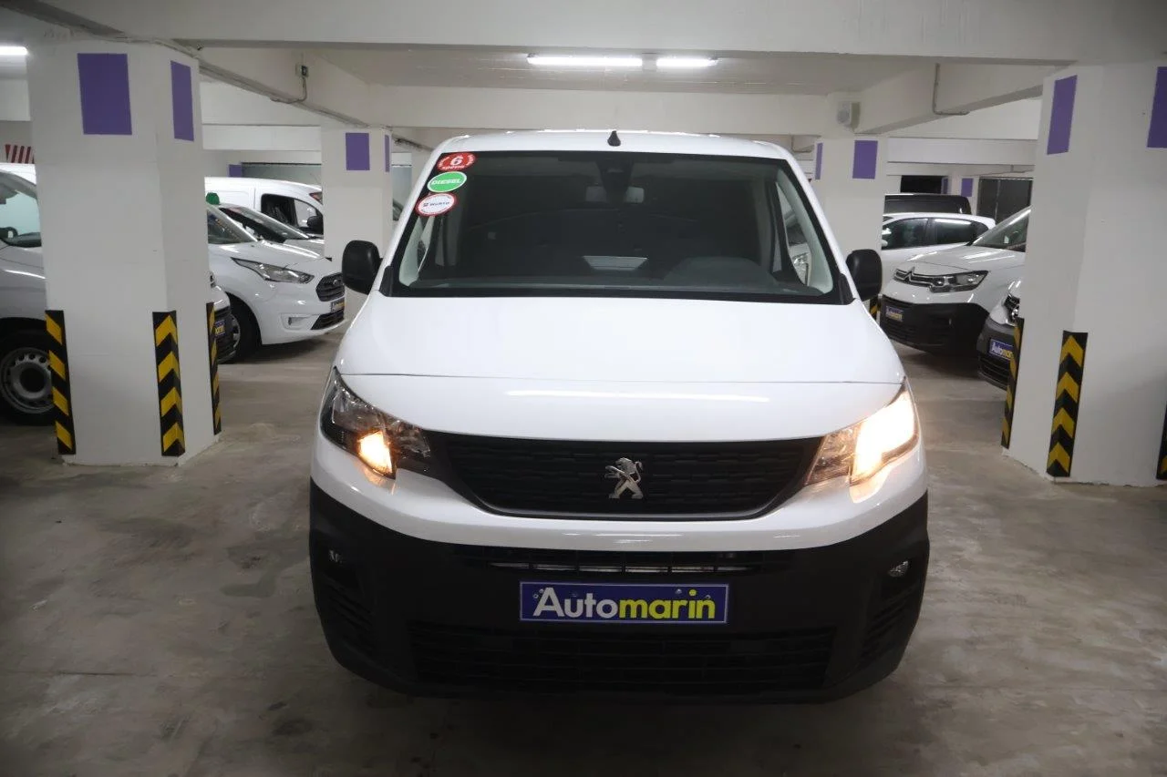 View 3 - Peugeot Partner - 2022