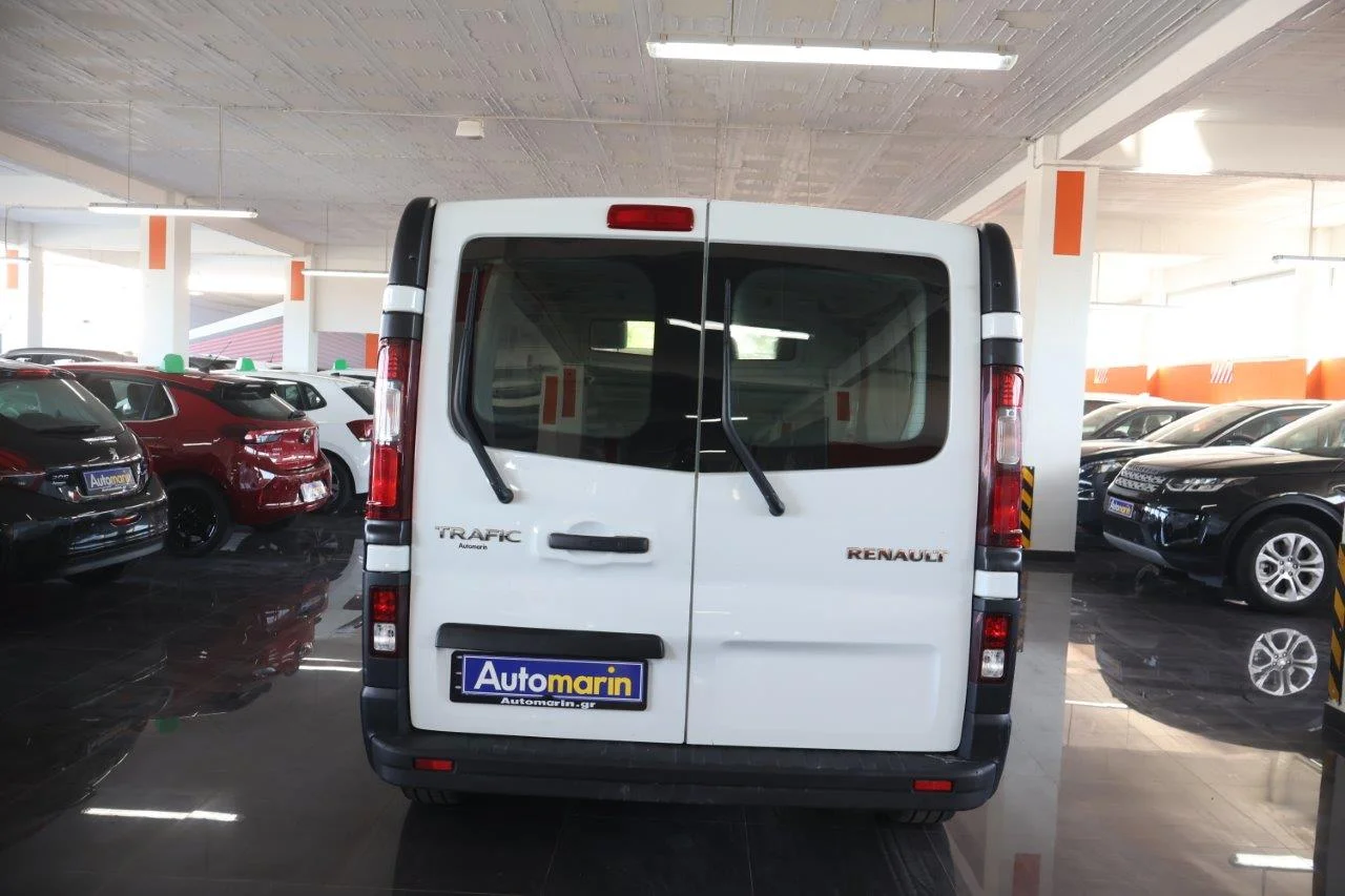 Renault Trafic - View model 5