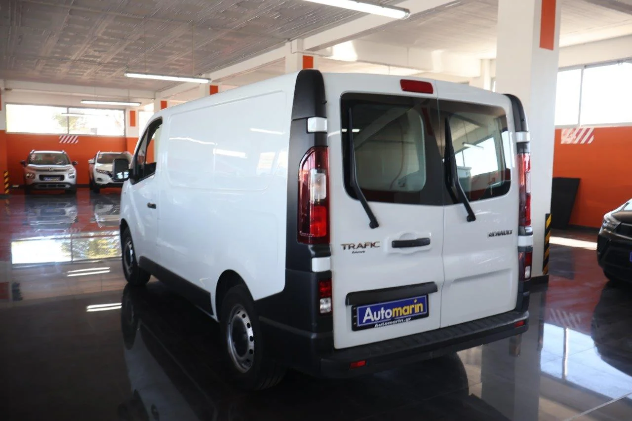 Renault Trafic - View model 6