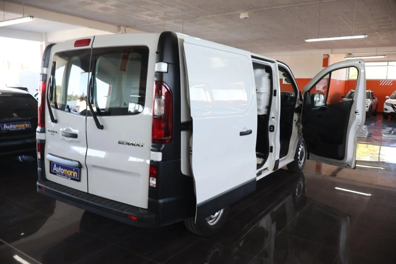 Renault Trafic - View model 7