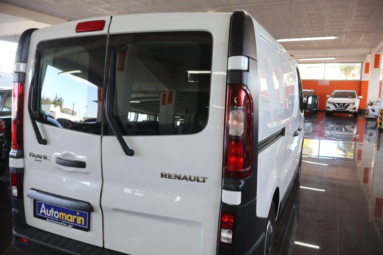 Renault Trafic - View model 10