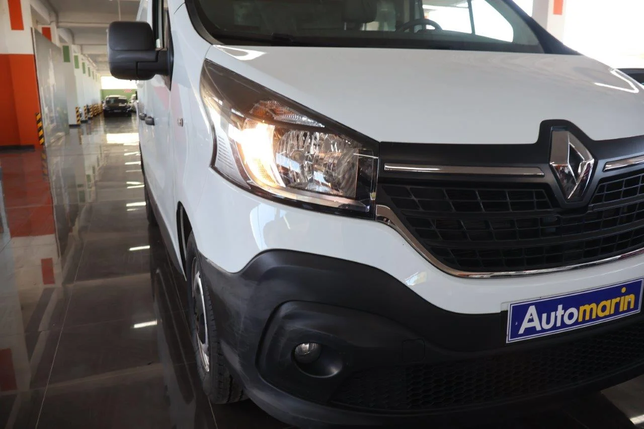 Renault Trafic - View model 15