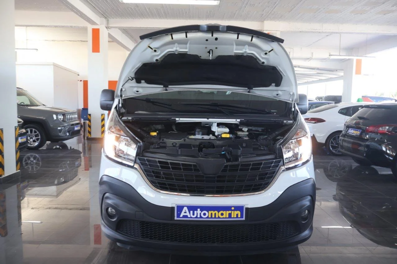 Renault Trafic - View model 17
