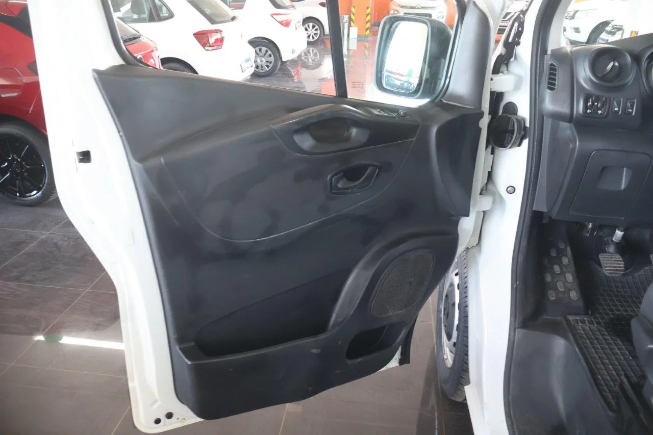 Renault Trafic - View model 29
