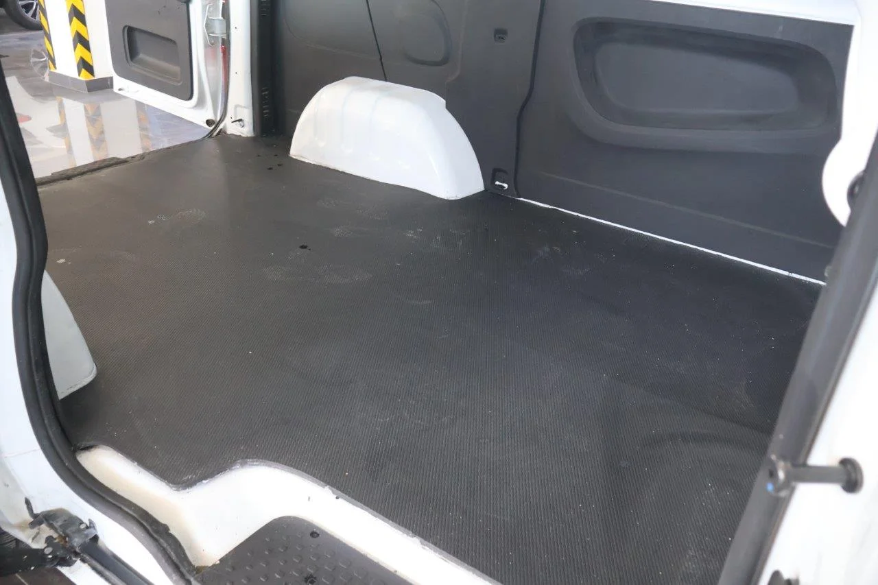 Renault Trafic - View model 36