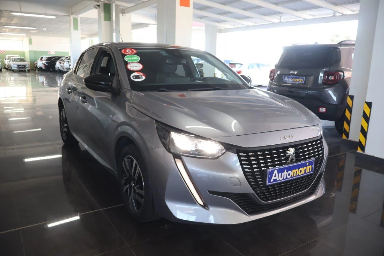 View 4 - Peugeot 208 - 2022