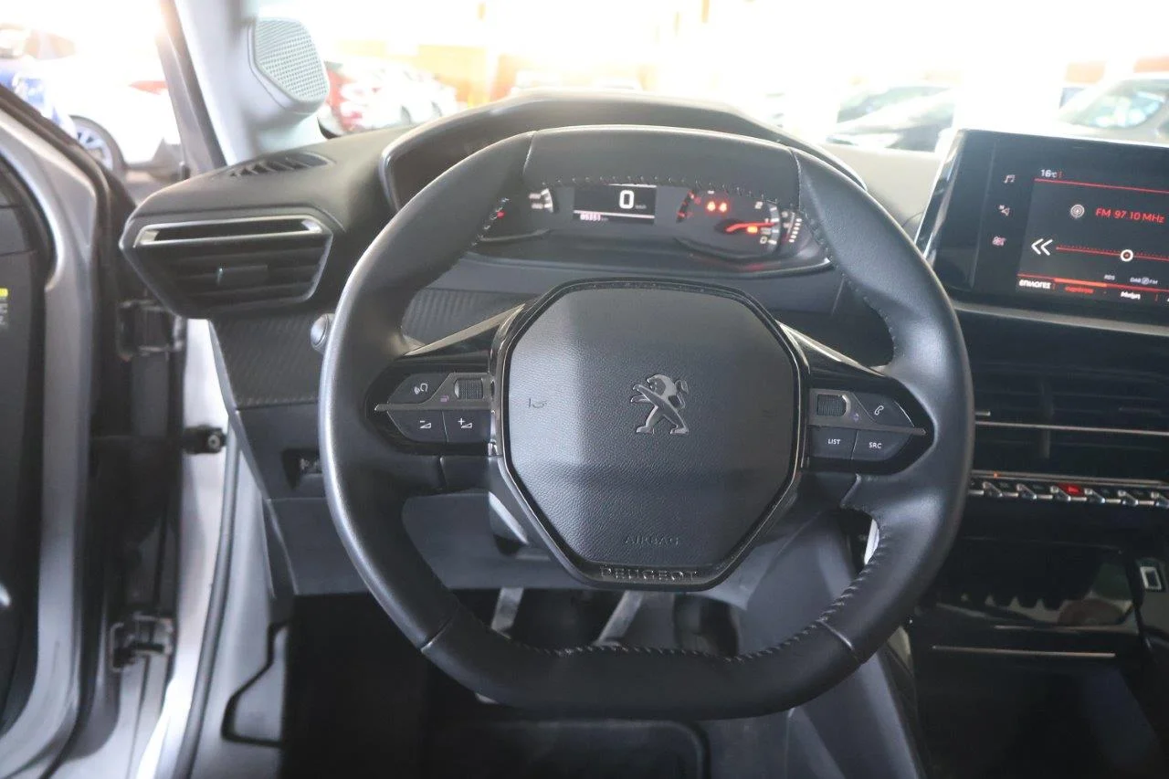 Peugeot 208 - View model 20