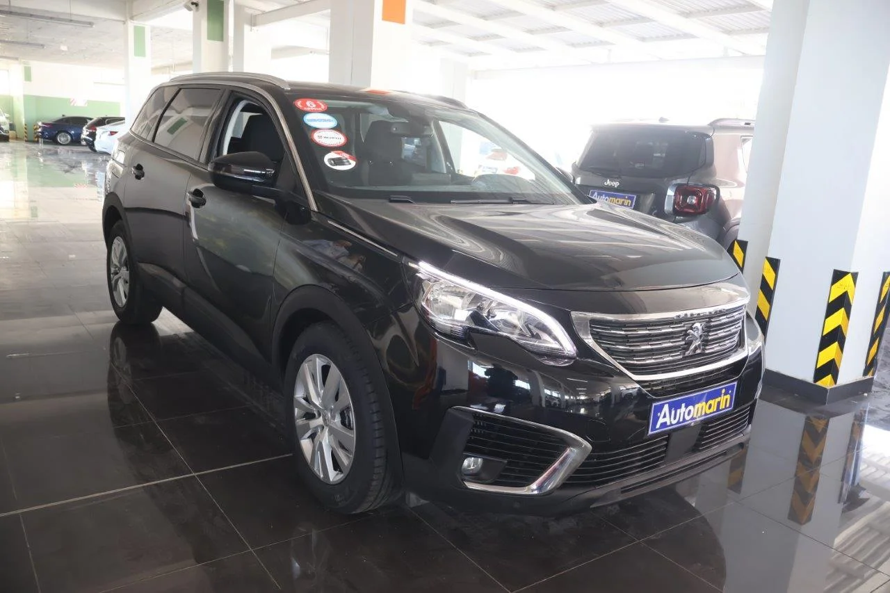 View 5 - Peugeot 5008 - 2019