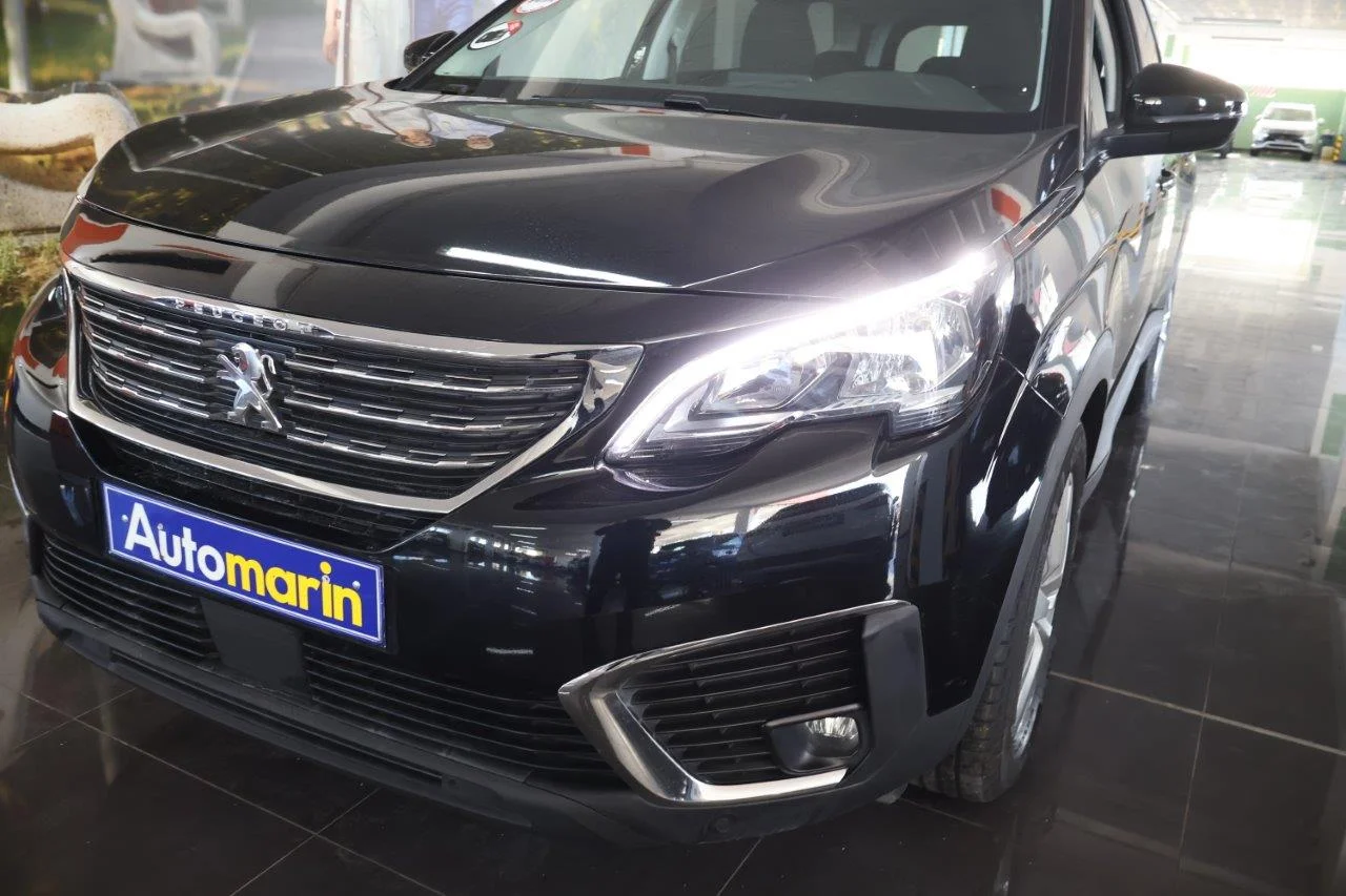 Peugeot 5008 - View model 16