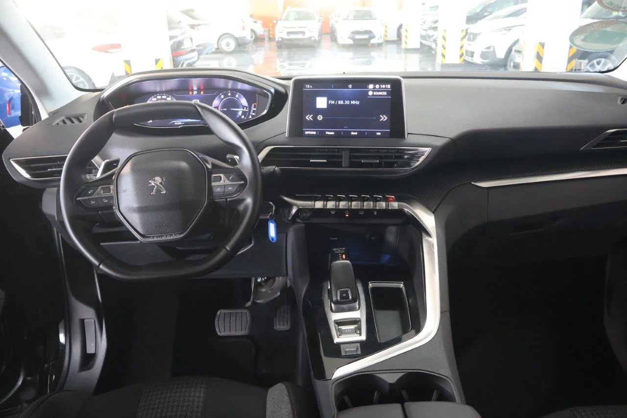 Peugeot 5008 - View model 20