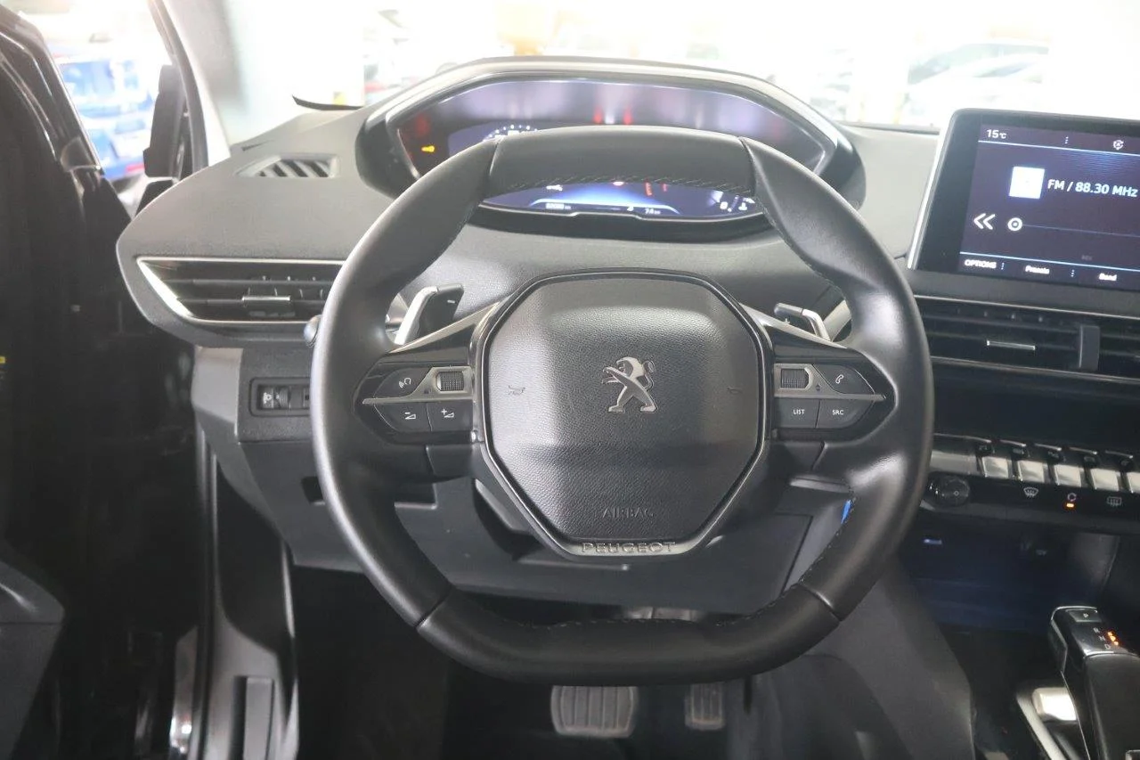 Peugeot 5008 - View model 21