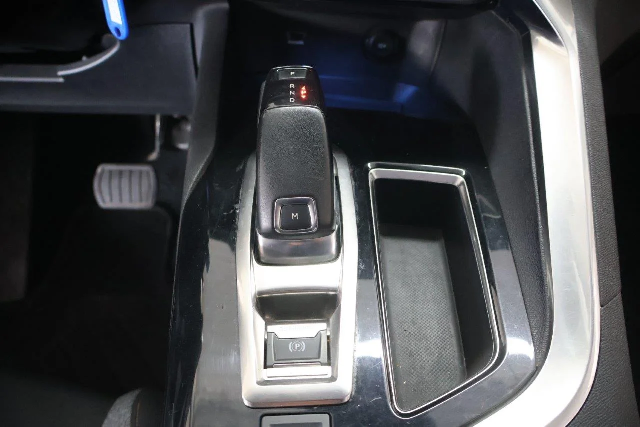 Peugeot 5008 - View model 24