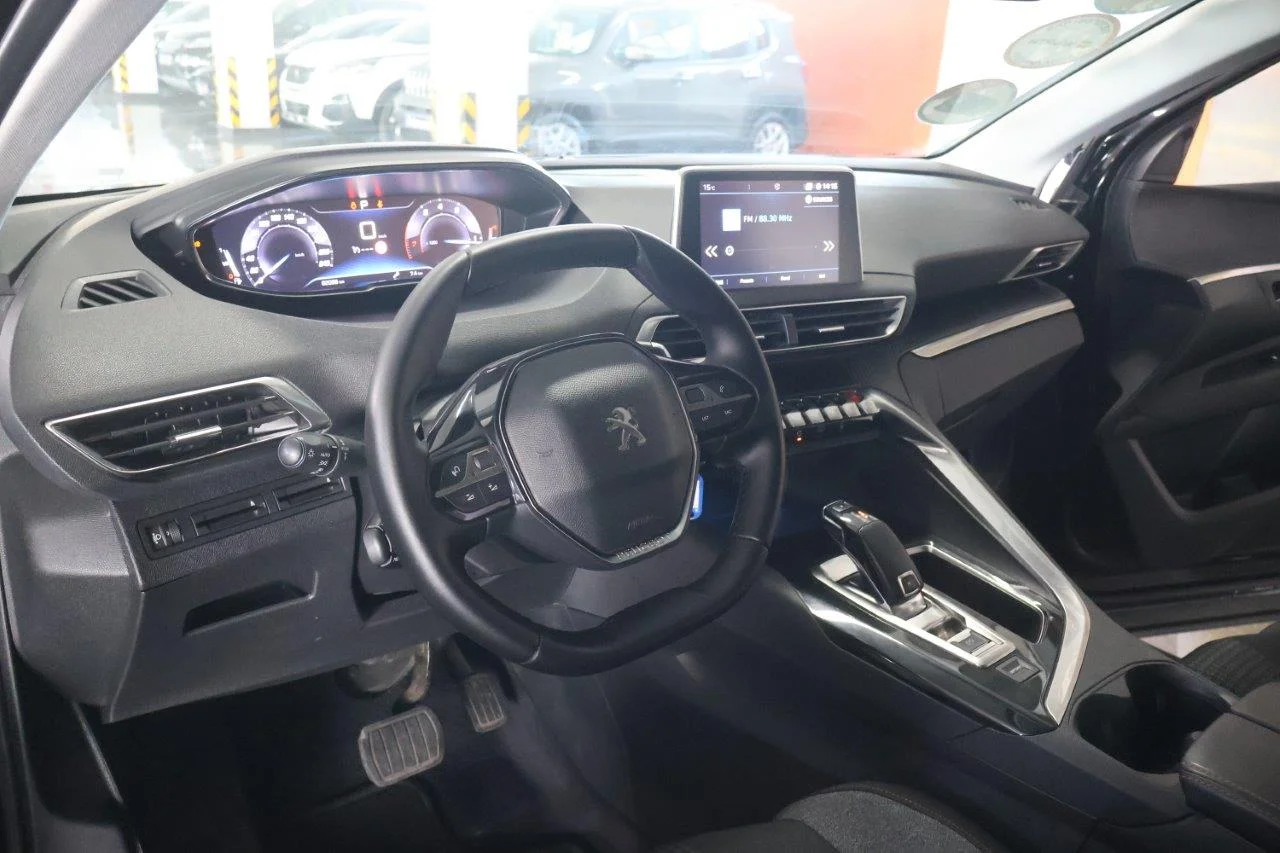 Peugeot 5008 - View model 28