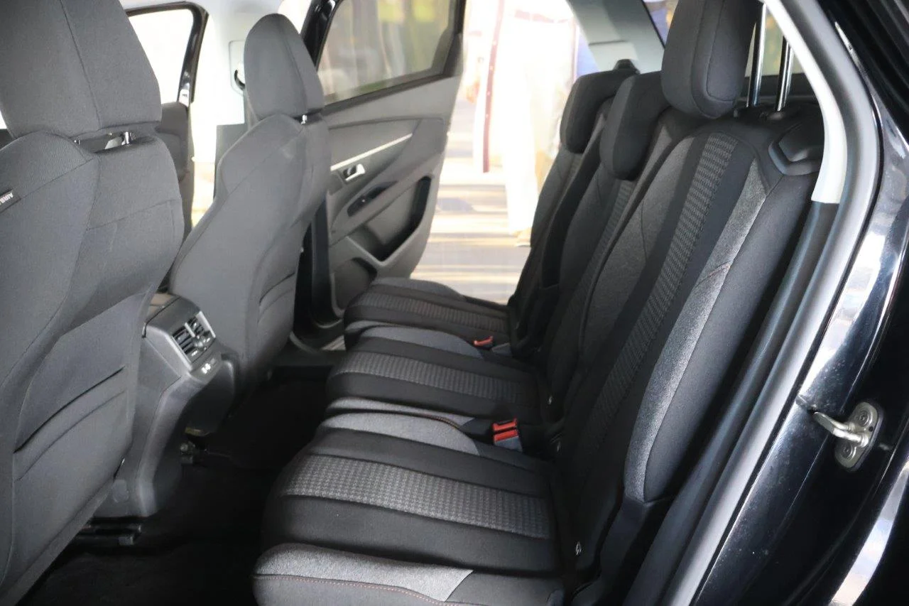 Peugeot 5008 - View model 37