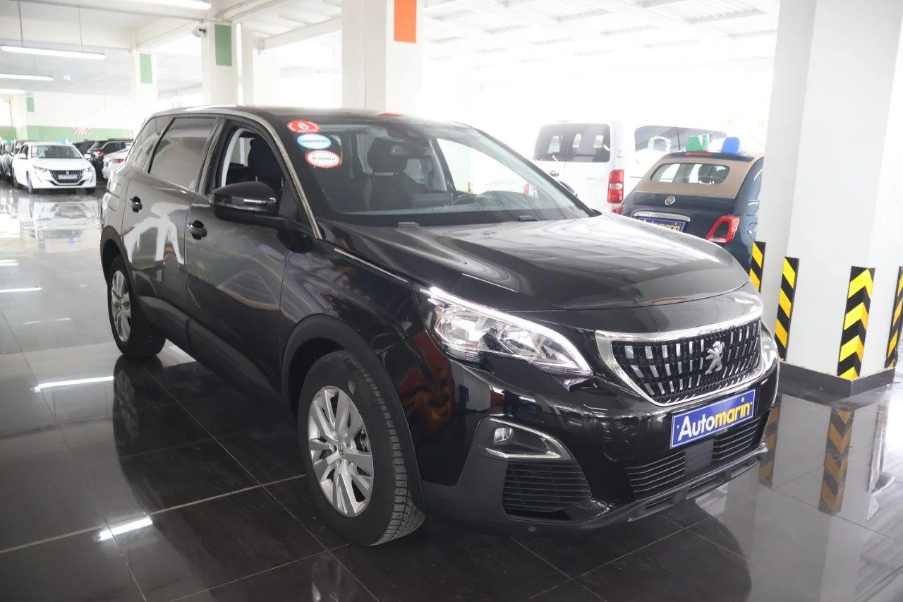 View 4 - Peugeot 5008 - 2020