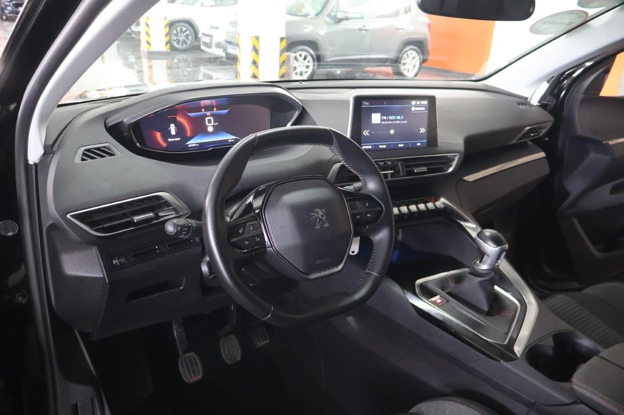 Peugeot 5008 - View model 26