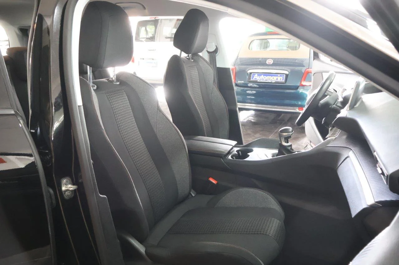 Peugeot 5008 - View model 39