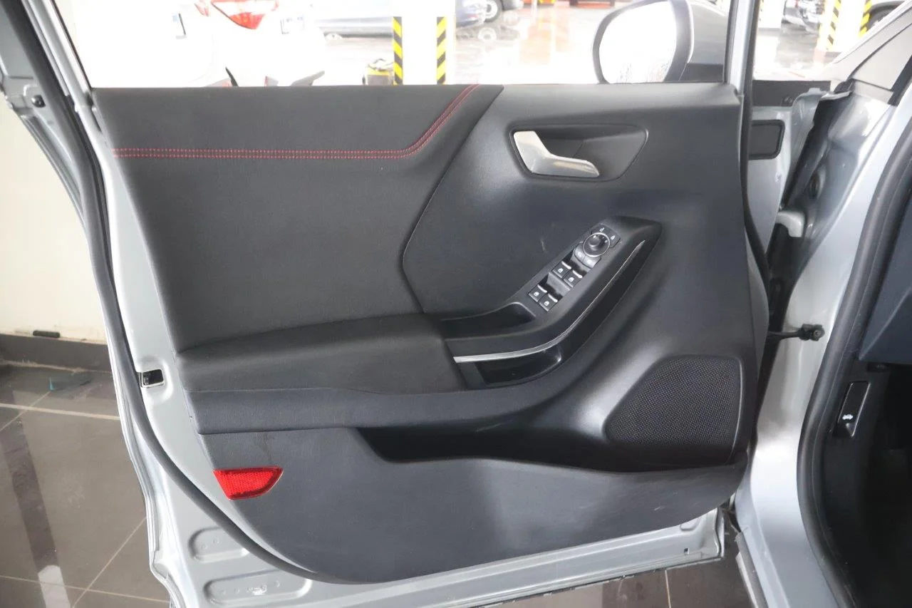 Ford Puma - View model 33
