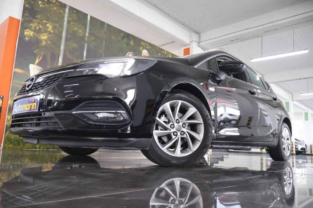 View 2 - Opel Astra - 2021