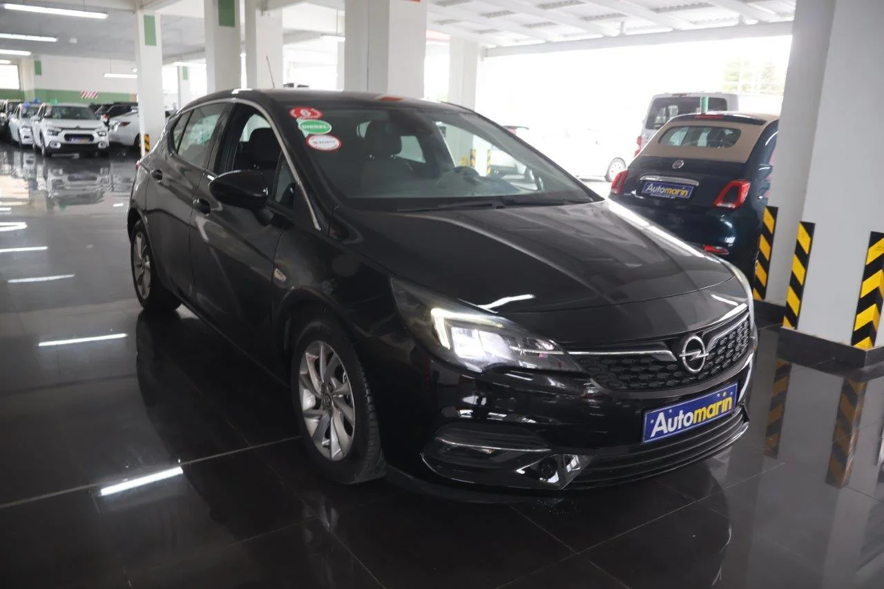 View 4 - Opel Astra - 2021