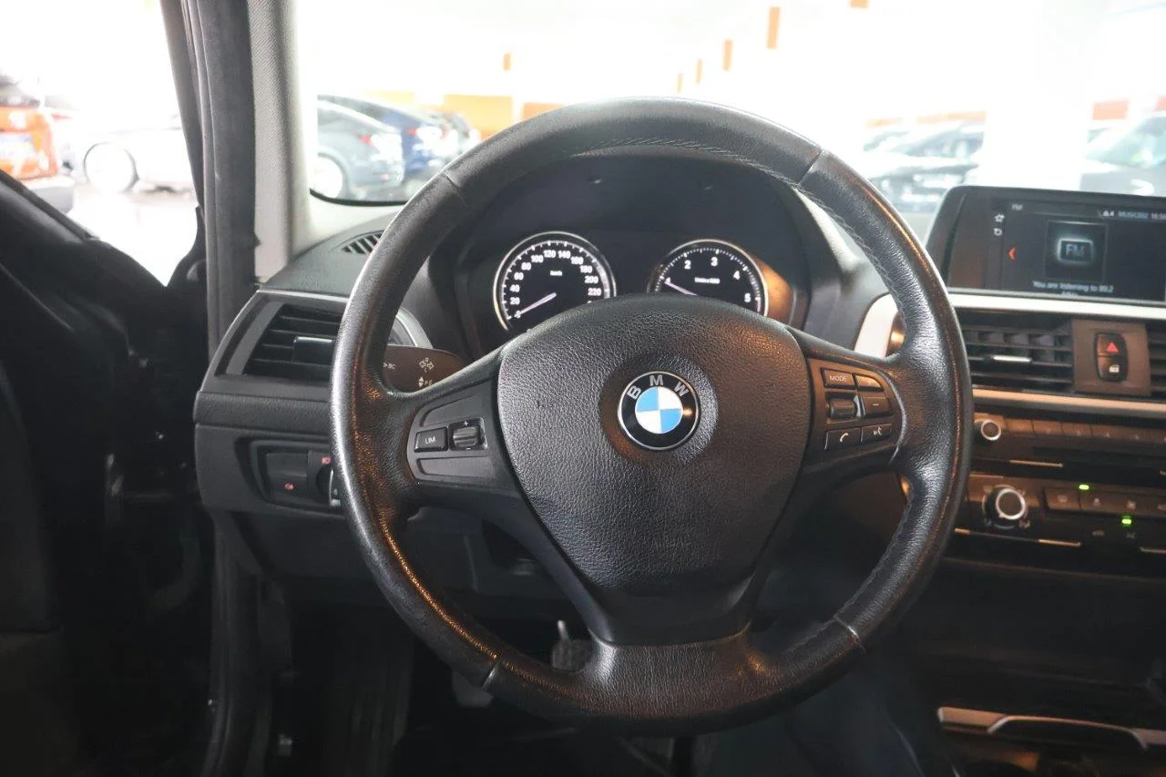 Bmw 114 - View model 20