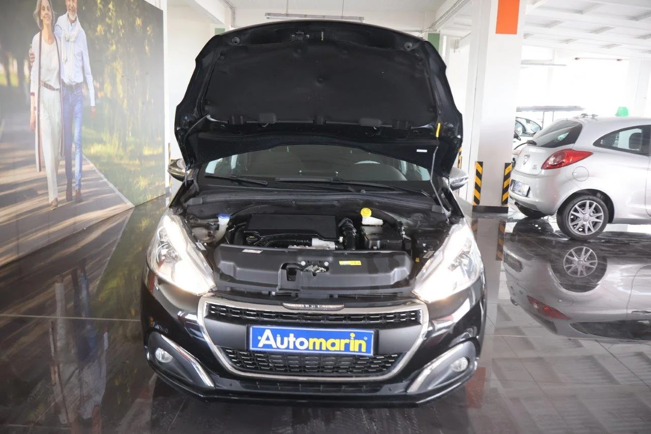 Peugeot 208 - View model 18