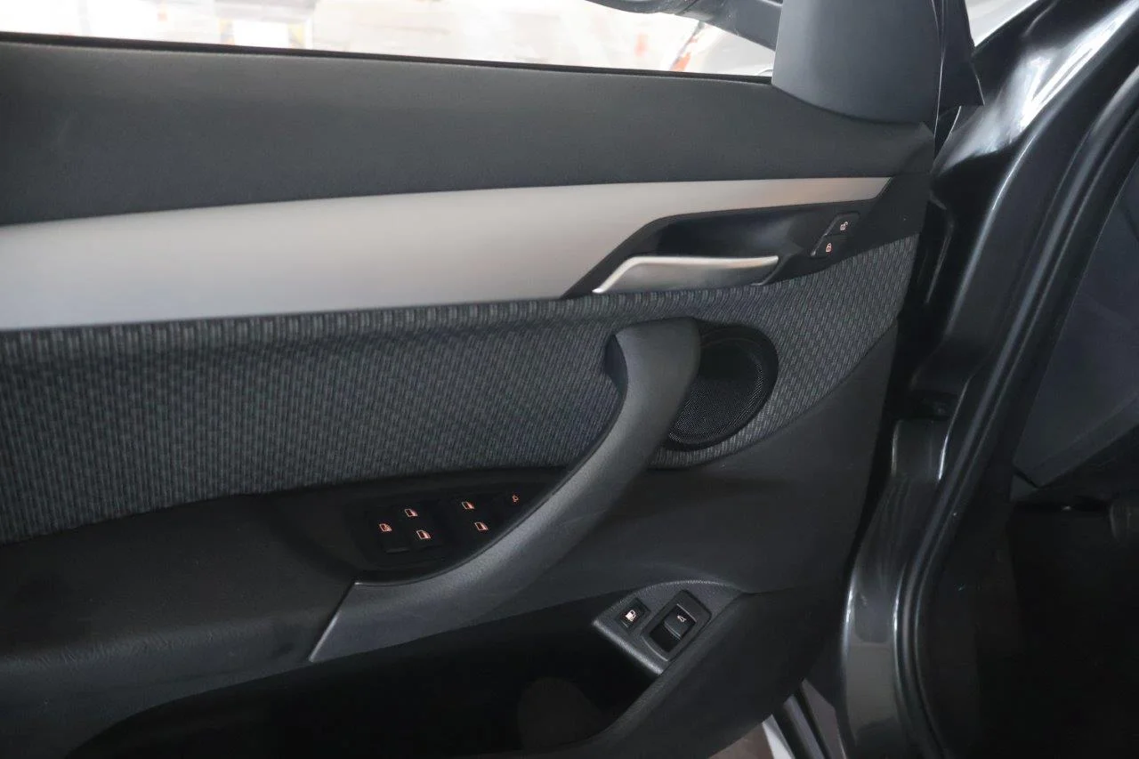 Bmw X1 - View model 38
