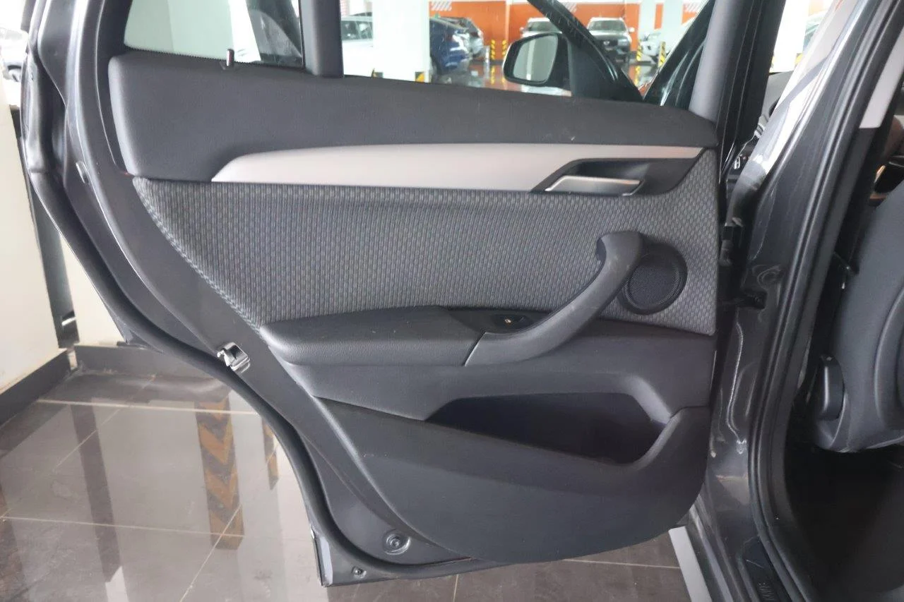 Bmw X1 - View model 41