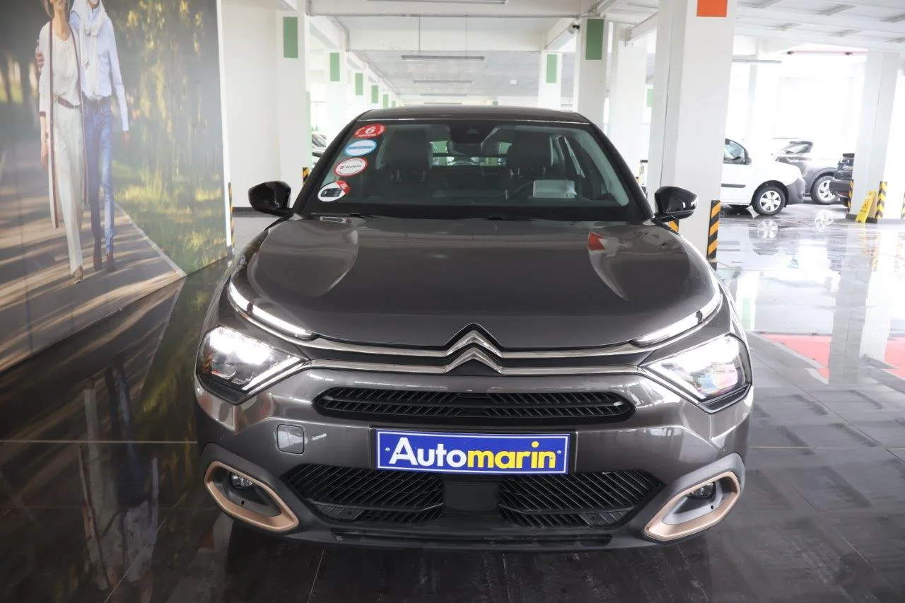 View 3 - Citroen C4 - 2022