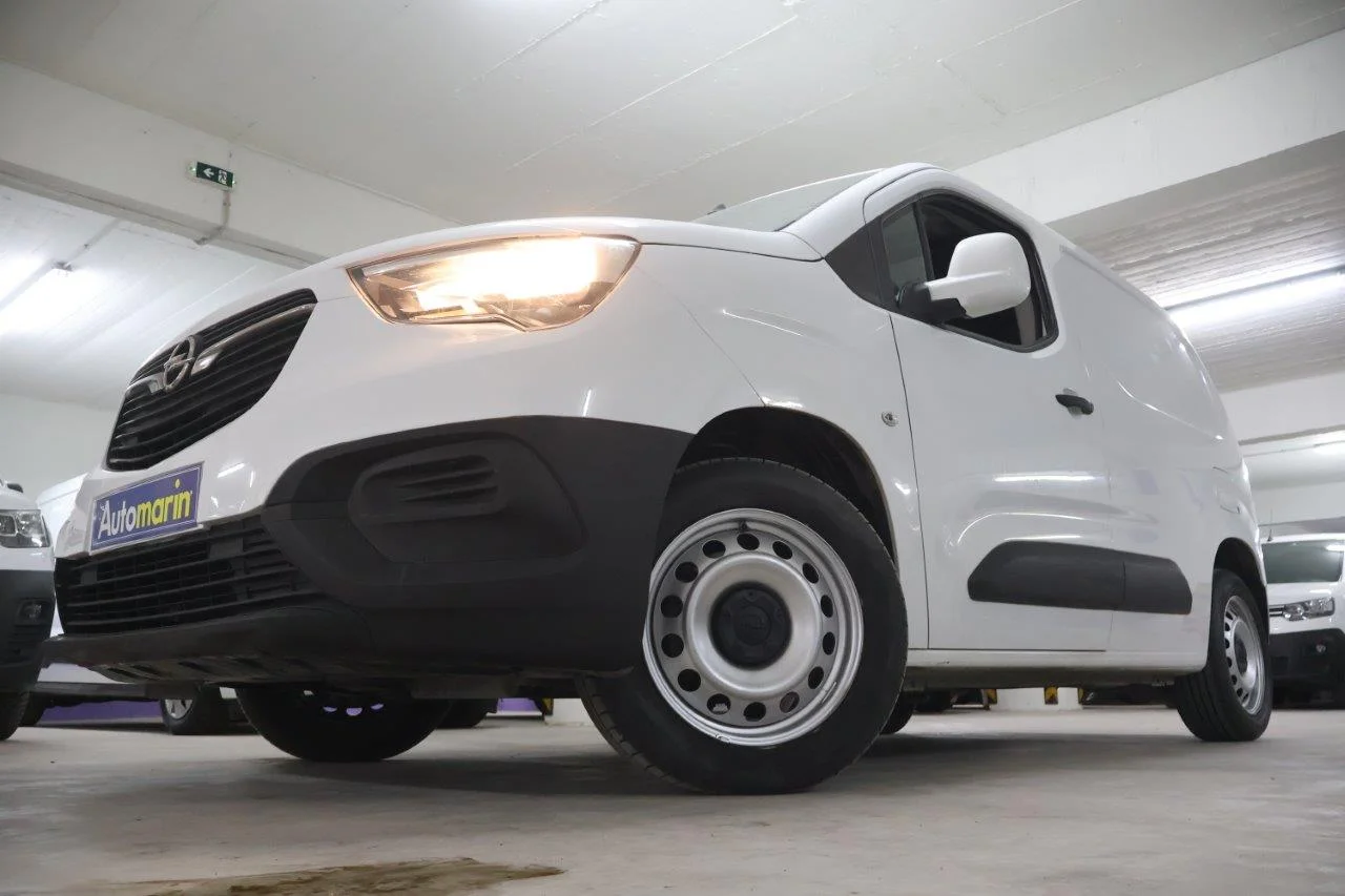 View 2 - Opel Combo - 2019