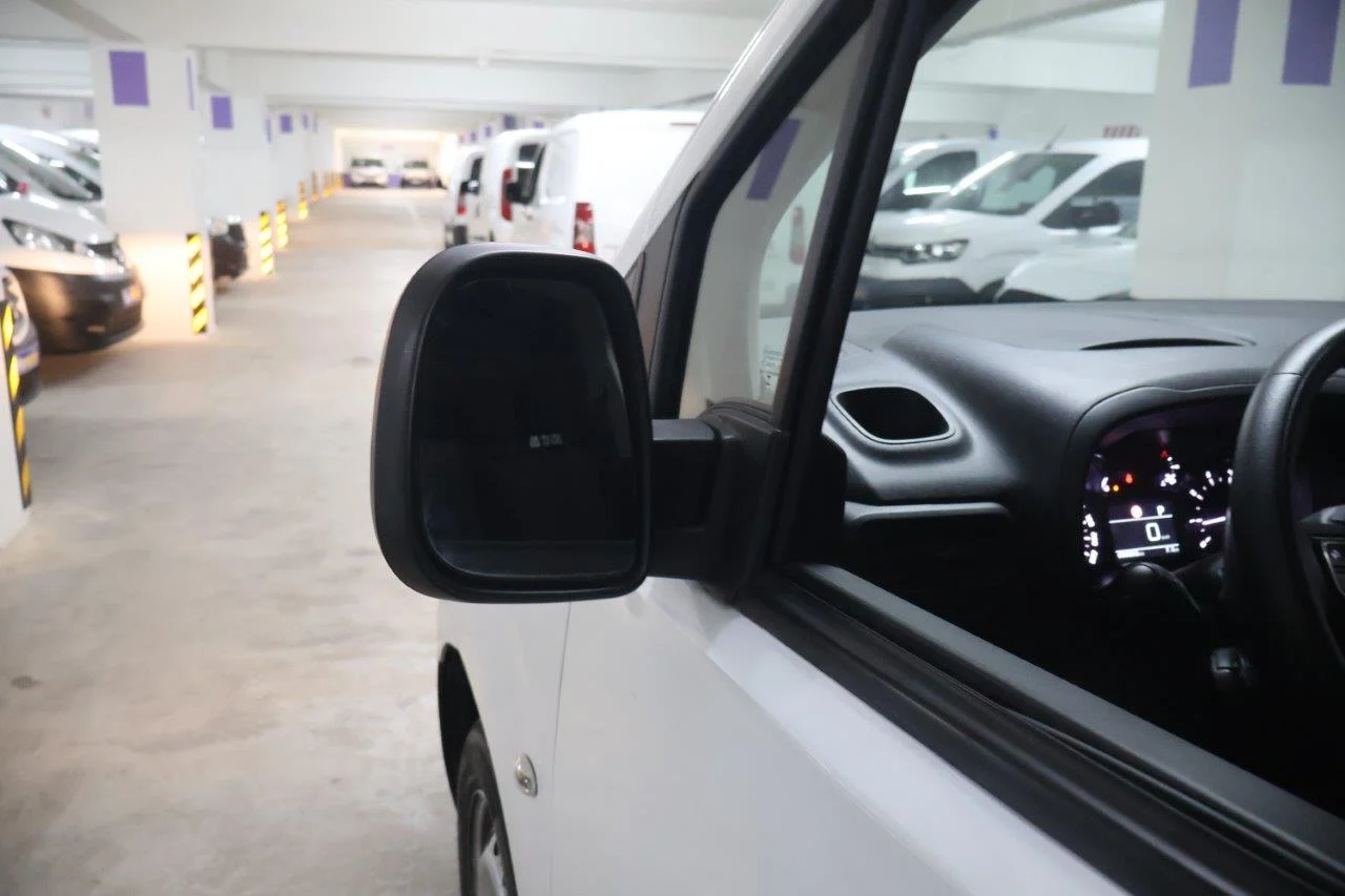 Citroen Berlingo - View model 16