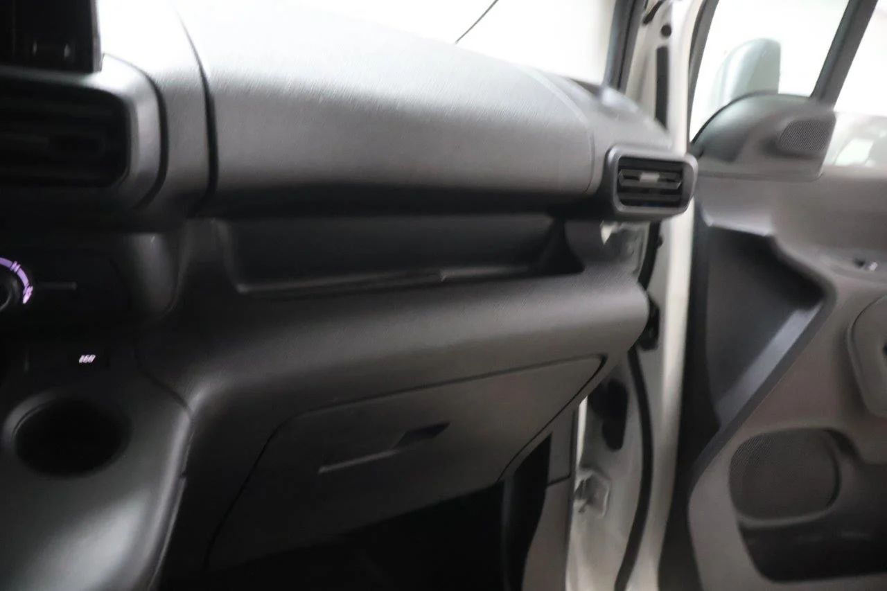 Citroen Berlingo - View model 28