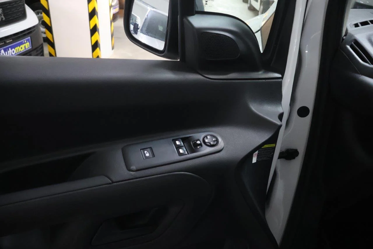 Citroen Berlingo - View model 32