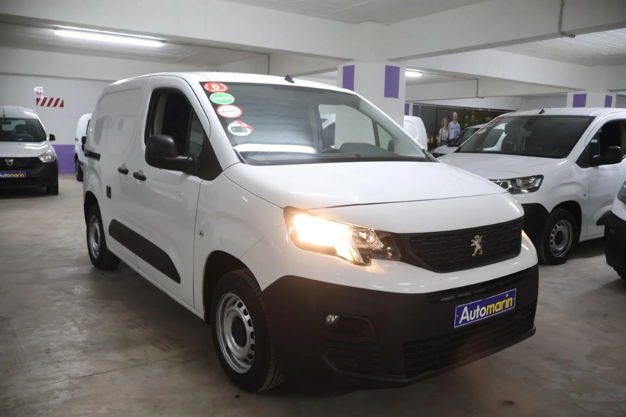 View 4 - Peugeot Partner - 2020